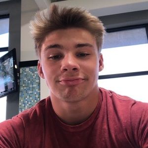 Meet your Posher, Blake